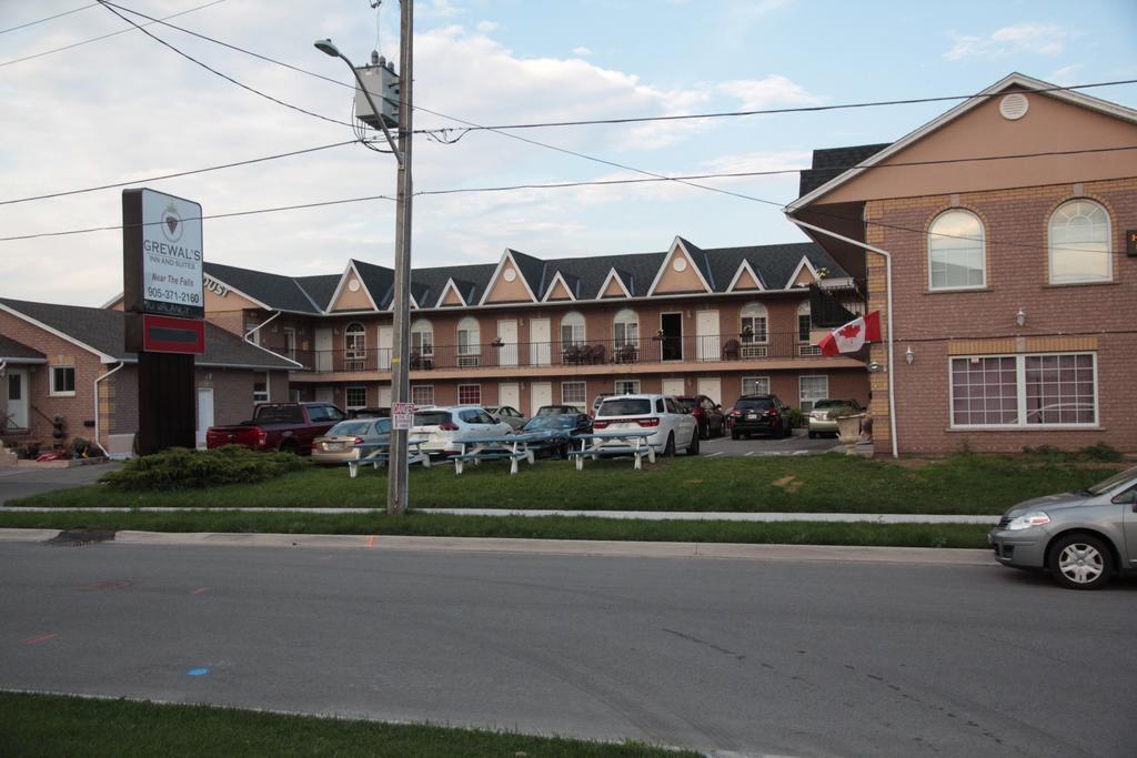 Grewals Inn And Suites Niagara Falls Exterior photo