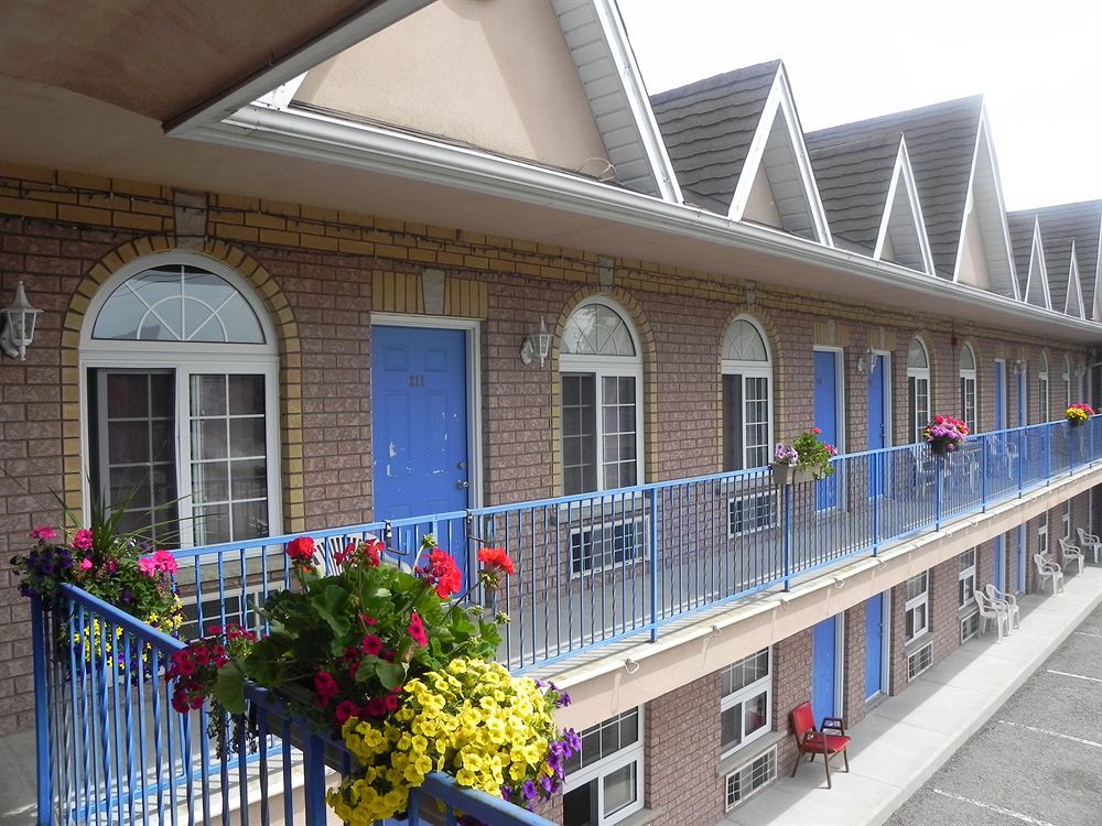 Grewals Inn And Suites Niagara Falls Exterior photo